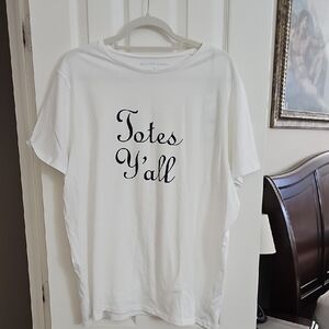 Draper James White Graphic Tee with 'Totes Y'all' Print